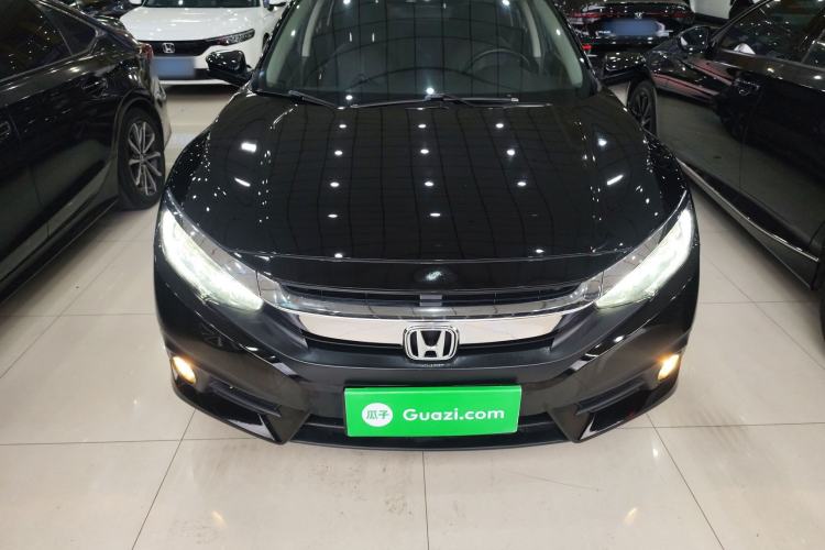 Used Honda Civic 2016 220TURBO CVT Prestige Edition
