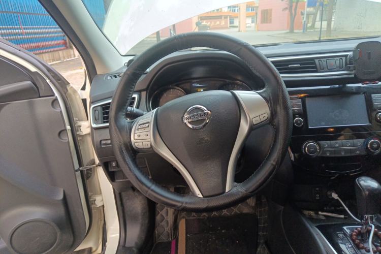 Used Nissan Qashqai 2017 2.0L CVT Luxury Edition China VI Standard Steering Wheel