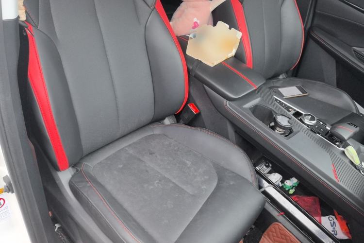 Used CHANGAN OSHAN Z6 2022 Blue Whale 1.5T DCT Smart Edition Right Front Seat