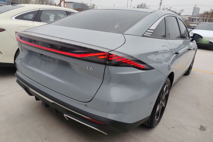 Used Geely Galaxy L6 2024 125km PLUS Dragon Edition