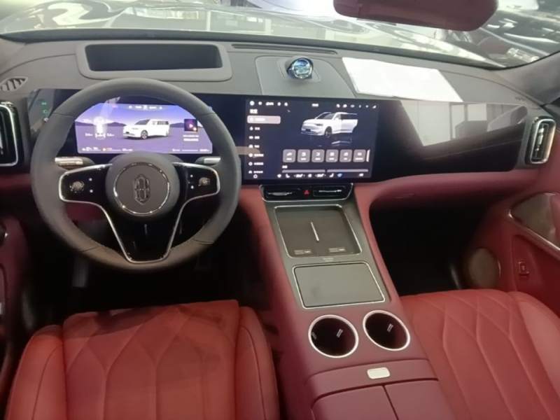 Used Hima AITO M8 2025 Extended-Range Max+ Version 53.4 kWh 6-Seater Edition — 9