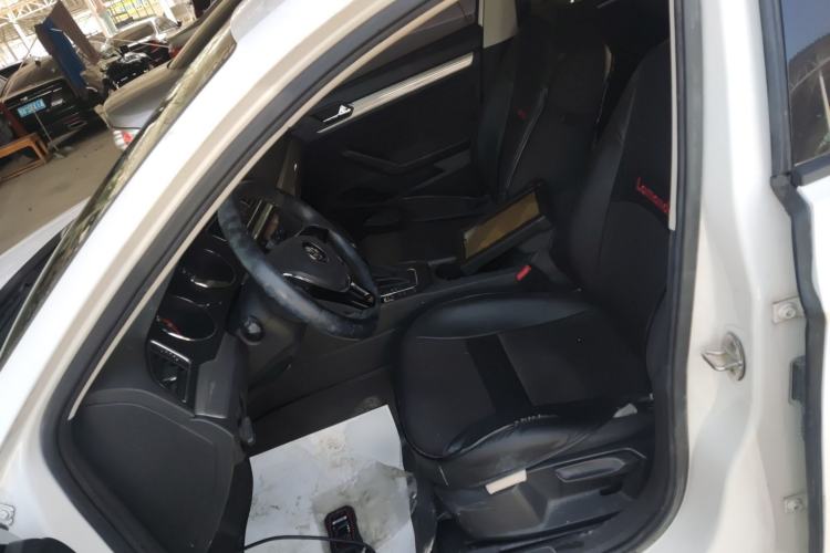 Used Volkswagen Lamando 2015 230TSI DSG Fashion Edition