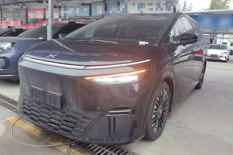 Used XPeng X9 2025 740 Ultra-Long Range Max
