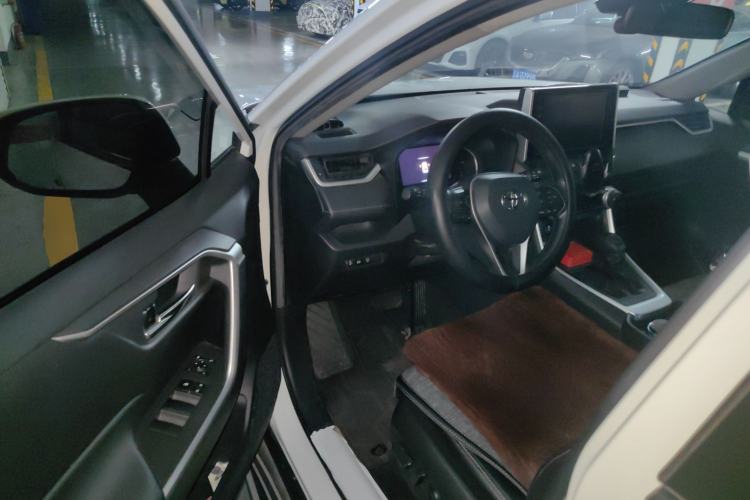 Used Toyota RAV4 2020 2.0L CVT Two-Wheel Drive Fashion Edition