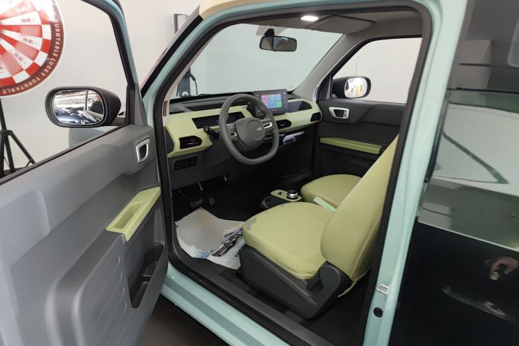 Used Geely Galaxy Panda 2024 Panda Mini 200km Endurance Bear