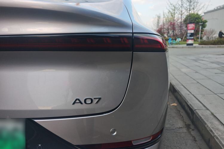 Used CHANGAN NEVO A07 2025 Pure Electric "True Fragrance" Edition 625 Flagship Model Exterior 3