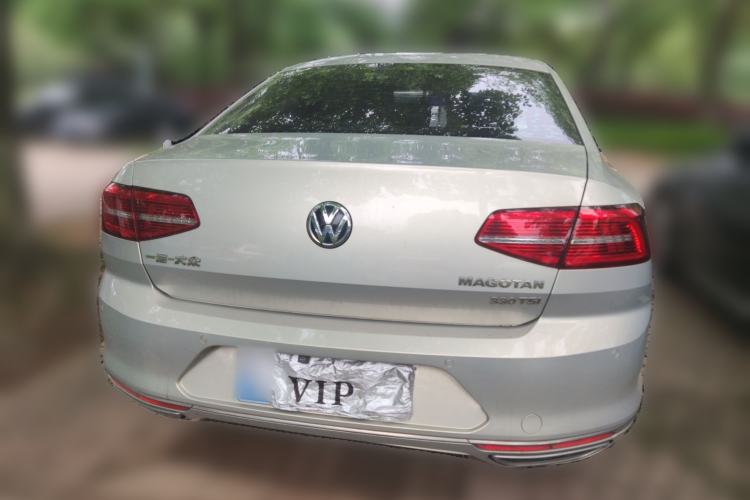 Used Volkswagen Magotan 2017 330TSI DSG Luxury Model