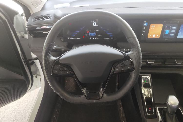 Used Roewe i5 2023 1.5L CVT Luxury Edition
