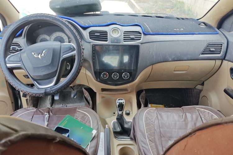 Used Wuling Hongguang 2014 1.5L S Comfort Model