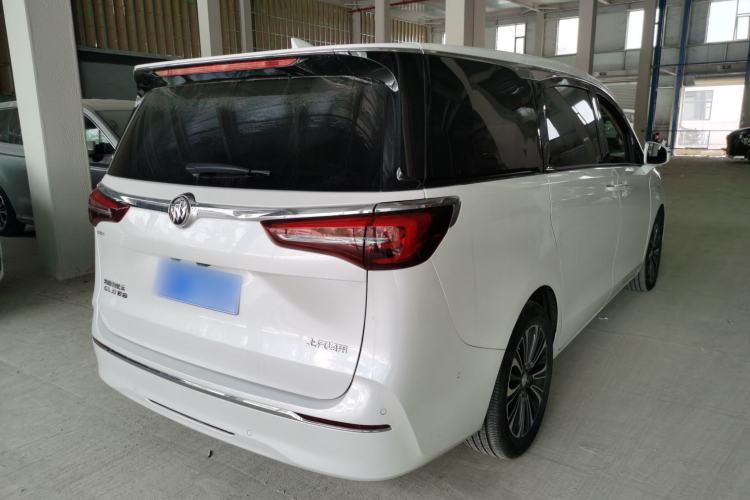 Used Buick GL8 2020 ES Land Cruiser 653T Luxury Model Rear Right 45 Deg