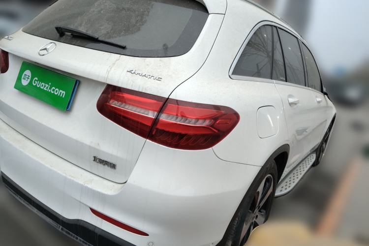 Used Mercedes-Benz GLC 2018 Facelift GLC 260 4MATIC Luxury Edition
