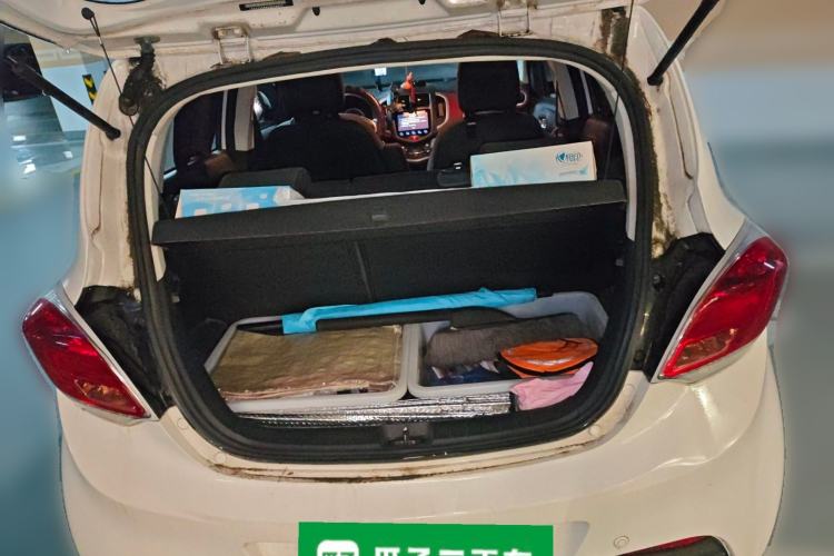 Used CHANGAN Benni 2015 1.4L IMT Luxury Model China V Standard Trunk