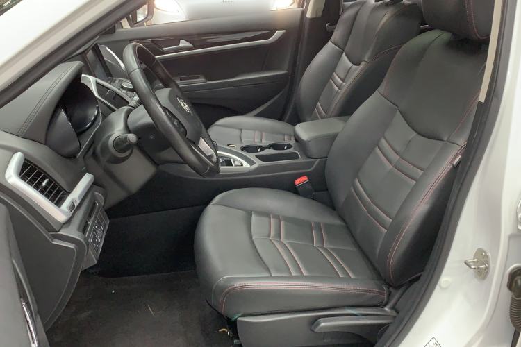 Used Dongfeng Aeolus AX7 2016 2.0L Automatic Zhiyi Trim
