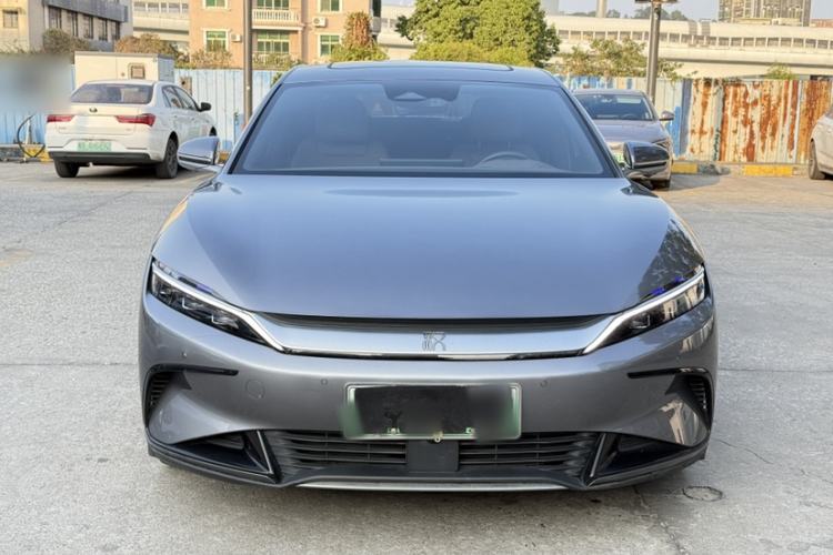 Used BYD Han 2023 EV Champion Edition 605KM Front-Drive Premium Model