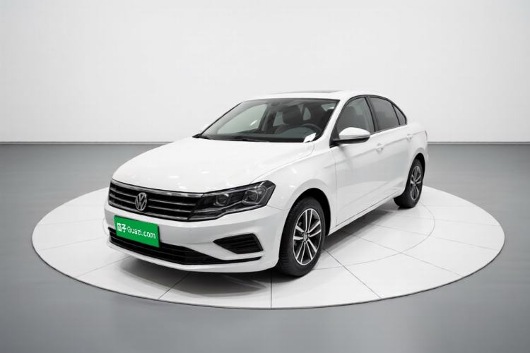 Used Volkswagen Jetta 2017 1.4L Manual Fashion Edition