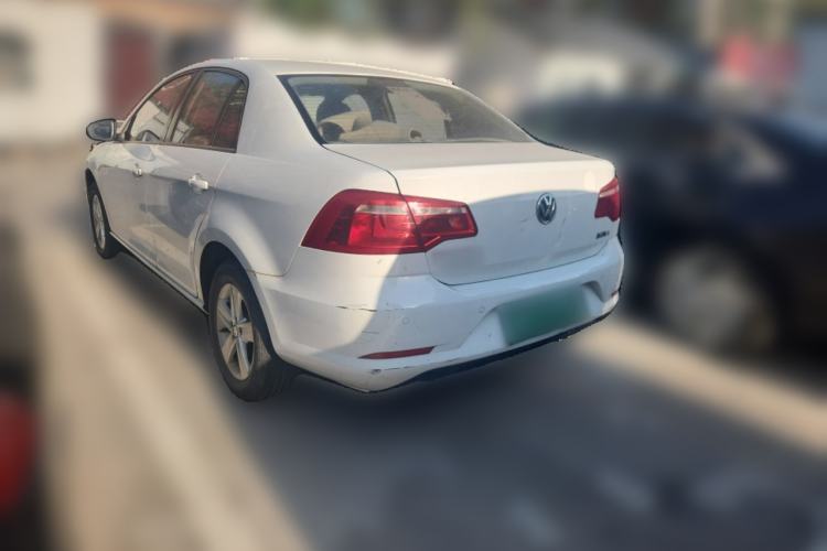 Used Volkswagen Bora 2014 1.6L Manual Fashion Edition Exterior 3