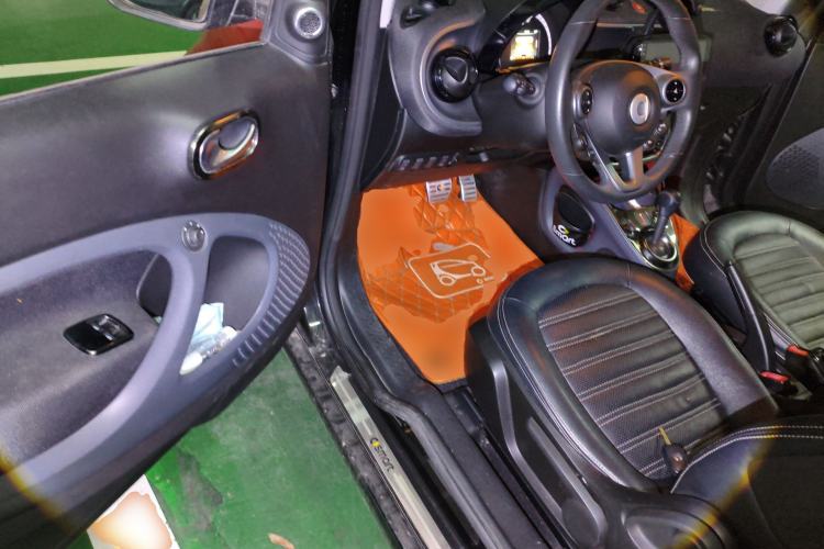 Used smart fortwo 2015 1.0L 52 kW Hardtop Passion Edition
