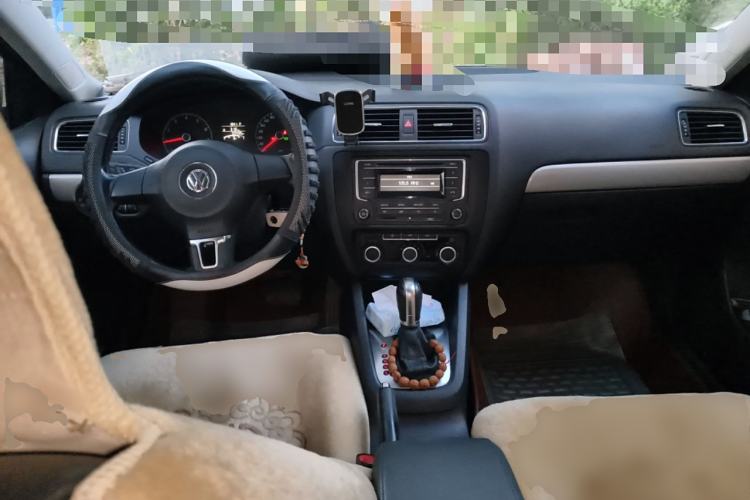 Used Volkswagen Sagitar 2014 1.6L Automatic Comfort Model
