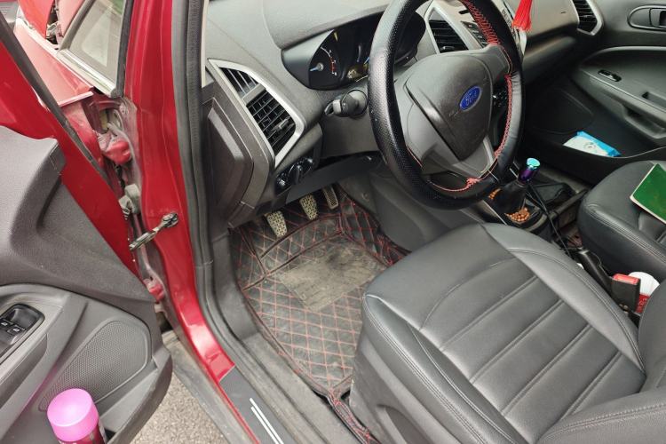 Used Ford EcoSport 2013 1.5L Manual Comfort Model
