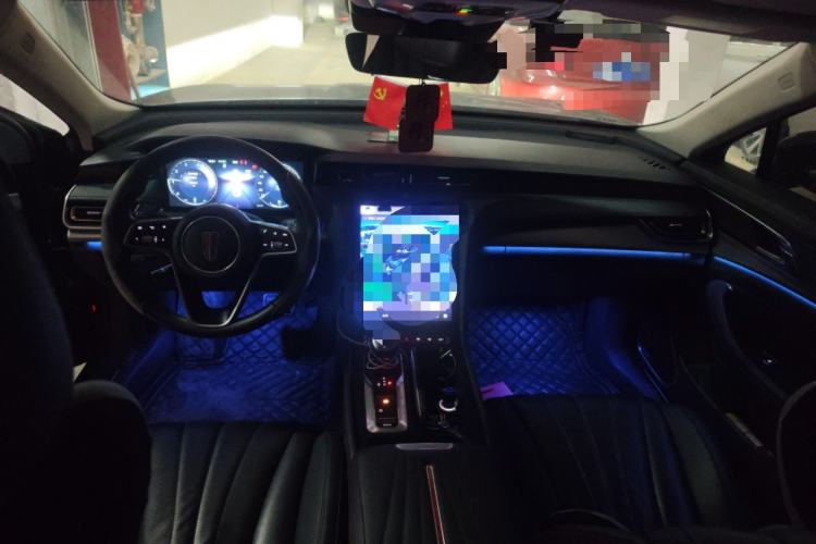 Used Hongqi H5 2023 2.0T Automatic Smart Connect Flagship Edition Center Console