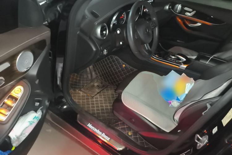 Used Mercedes-Benz GLC 2017 GLC 260 4MATIC Dynamic Edition Driver Seat