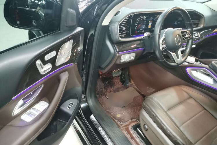 Used Mercedes-Benz GLE 2022 Facelifted GLE 350 4MATIC Fashion Edition Driver Seat