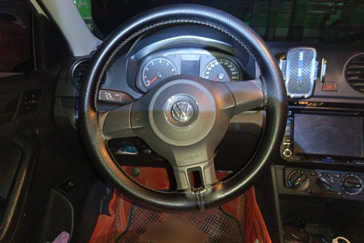 Used Volkswagen Jetta 2015 Value Edition 1.6L Manual Fashionable Style