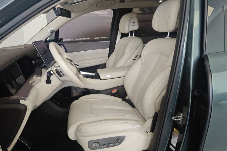 Used Denza N9 2025 Flagship Model