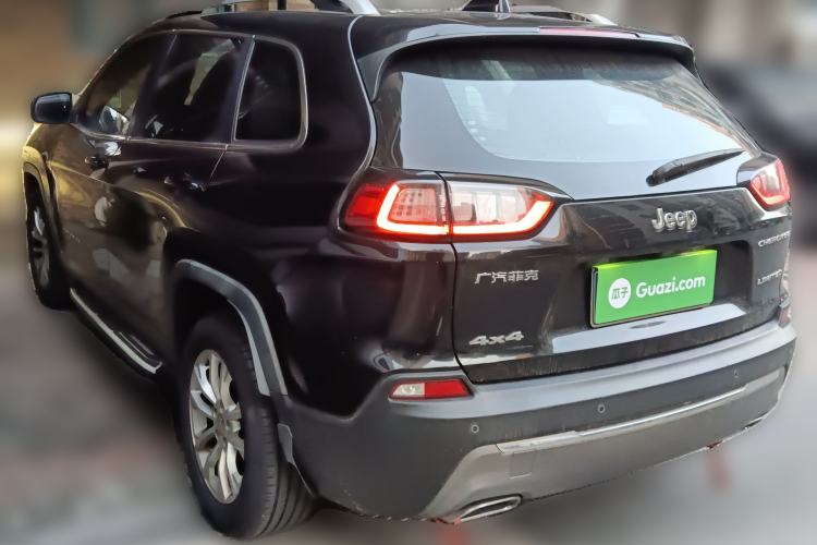 Used Jeep Cherokee 2019 2.0T Two-Wheel Drive Smart Enjoyment Version China VI