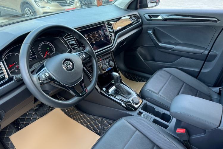 Used Volkswagen T-ROC 2018 280TSI DSG Four-Wheel Drive Comfort Version China V Standard