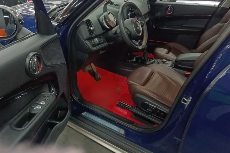 Used MINI Countryman 2018 1.5T COOPER Artist