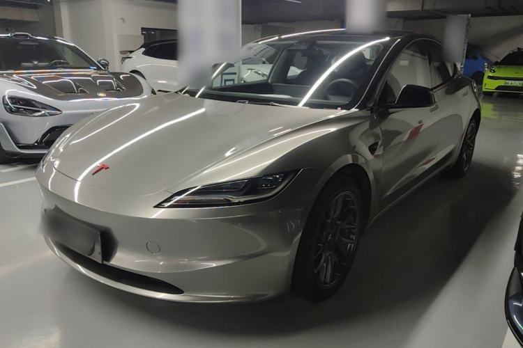 Used Tesla Model 3 2023 Long-Range All-Wheel-Drive Version