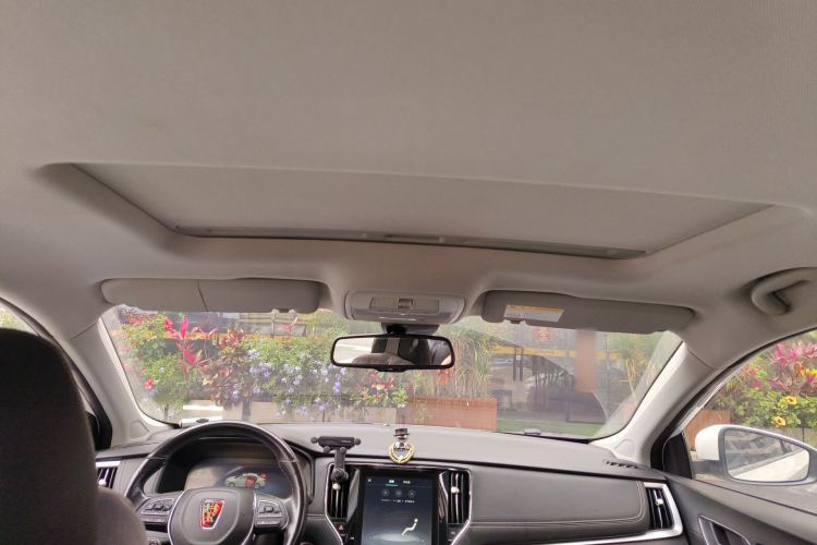 Used Roewe i6 New Energy 2017 45T Hybrid Connective Smart Luxury Edition
