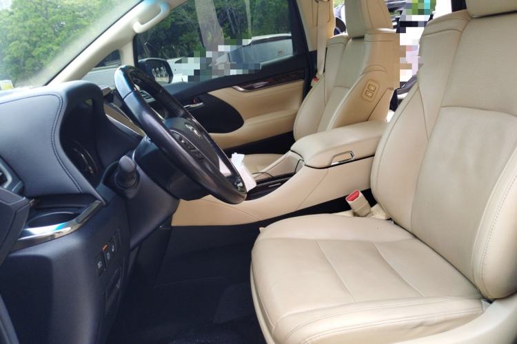 Used Toyota Alphard 2018 Revised Version 3.5L Luxury Edition Left Front Seat