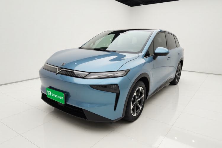 Used Venucia VX6 2025 Large Flat-Layout 520 Pro