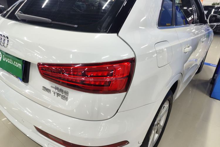 Used Audi Q3 2018 30th Anniversary Edition 35 TFSI Fashion Model
