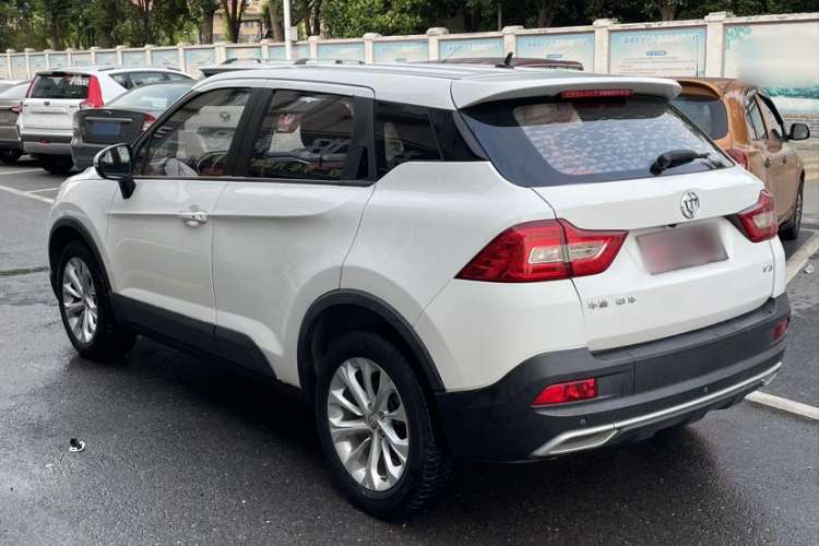 Used Brilliance V3 2017 1.5L Automatic Smart Version