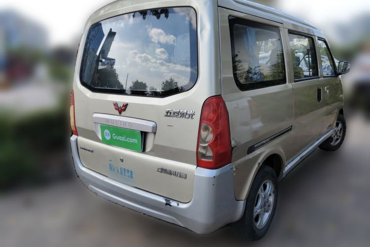 Used Wuling Rongguang 2011 1.2L Standard Version
