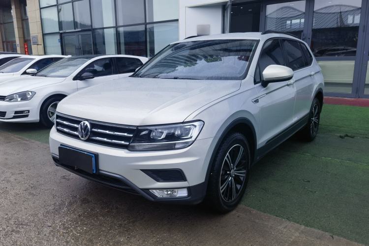 Used Volkswagen Tiguan L 2020 330TSI Automatic Two-Wheel Drive Luxury Edition China VI Standard