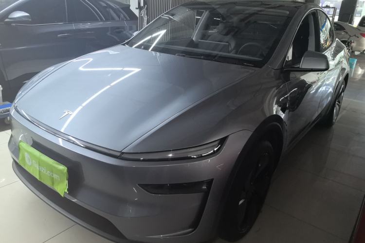 Used Tesla Model Y 2025 Rear-Wheel-Drive Version