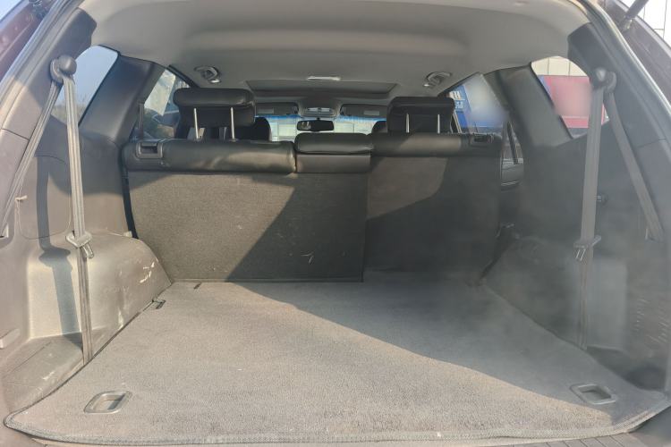 Used Hyundai Santa Fe Classic 2012 2.4 Luxury Edition 7-Seater Four-Wheel Drive
