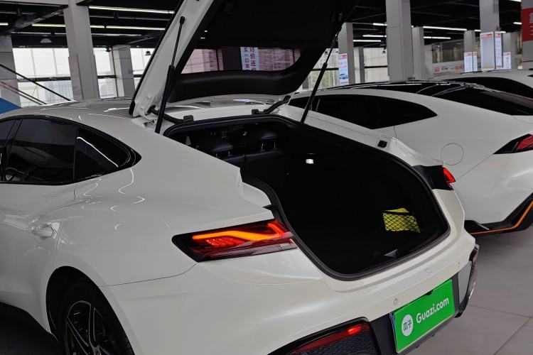 Used MG 7 2023 1.5T DCT Luxurious Supreme Edition