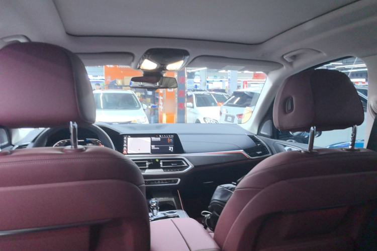 Used BMW X5 2022 Restyled xDrive 30Li Luxury Version M Sport Package
