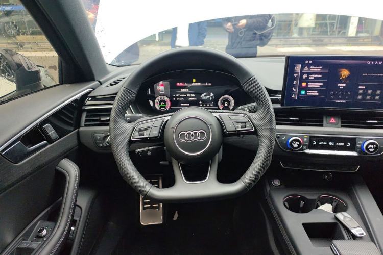 Used Audi A4L 2024 40 TFSI Luxury Dynamic Edition Steering Wheel