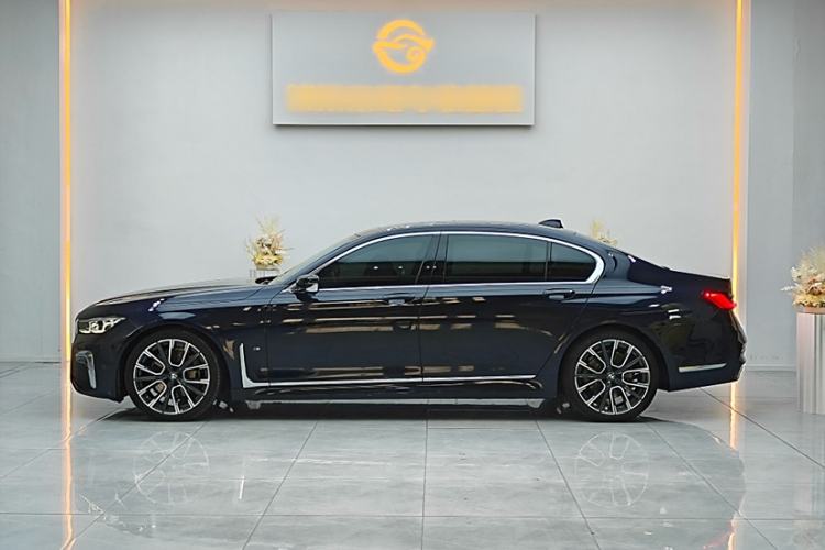 Used BMW 7 Series 2021 740Li Leading Model M Sport Package