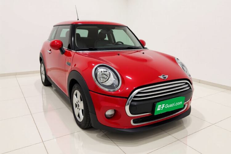 Used MINI 2014 1.2T ONE Front Right 45 Deg