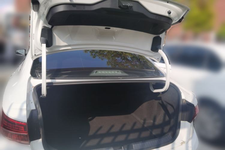 Used Volkswagen Sagitar 2020 200TSI DSG Comfort Version China VI Standard Trunk