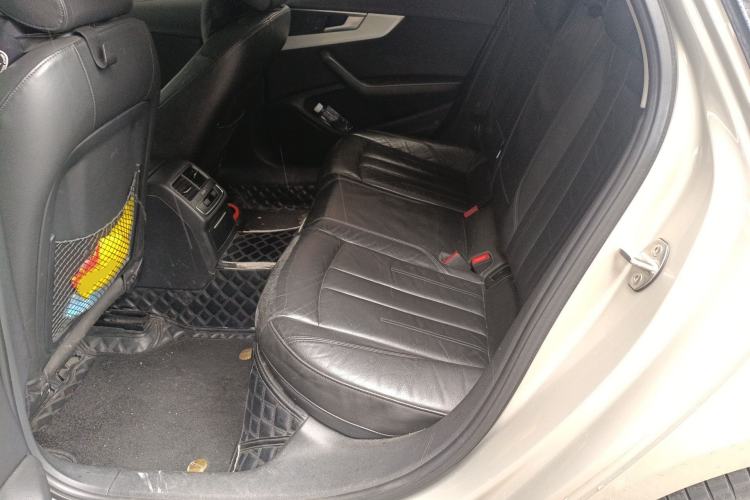 Used Audi A4L 2019 40 TFSI Fashion Edition China VI Emission Standard