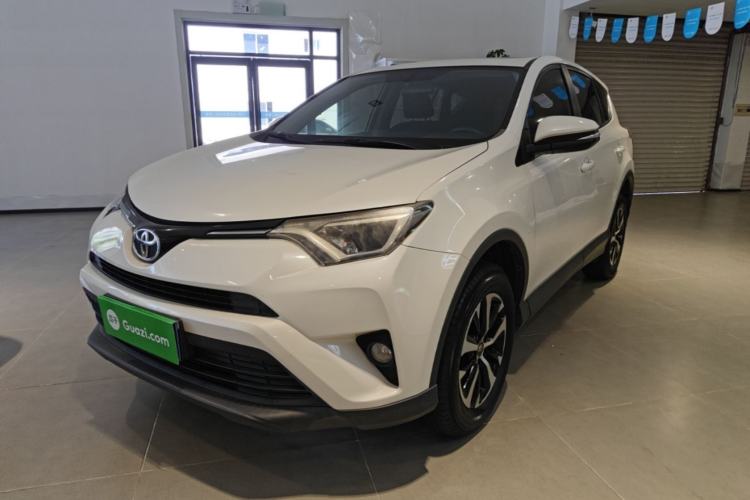 Used Toyota RAV4 2019 2.0L CVT Two-Wheel Drive Pioneer Edition China V Standard