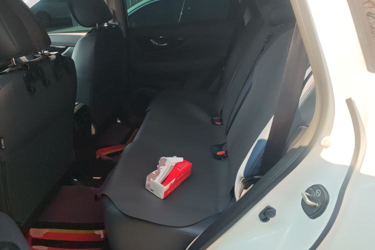 Used Nissan X-Trail 2025 Honor 2.0L Two-Wheel Drive Leading Edition
